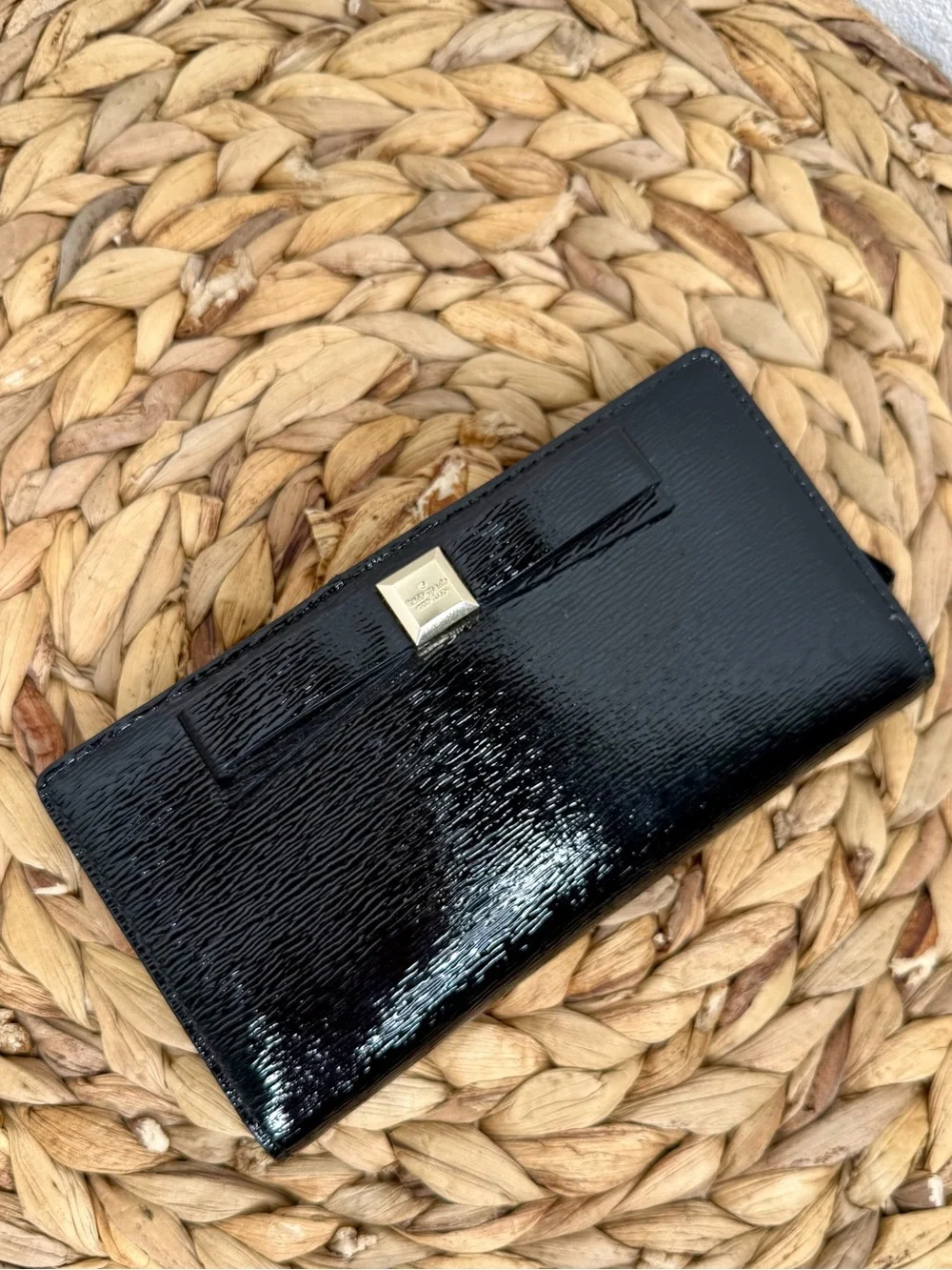 Kate Spade New York Wallet Beacon Court Black Patent Leather Bow Checkbook